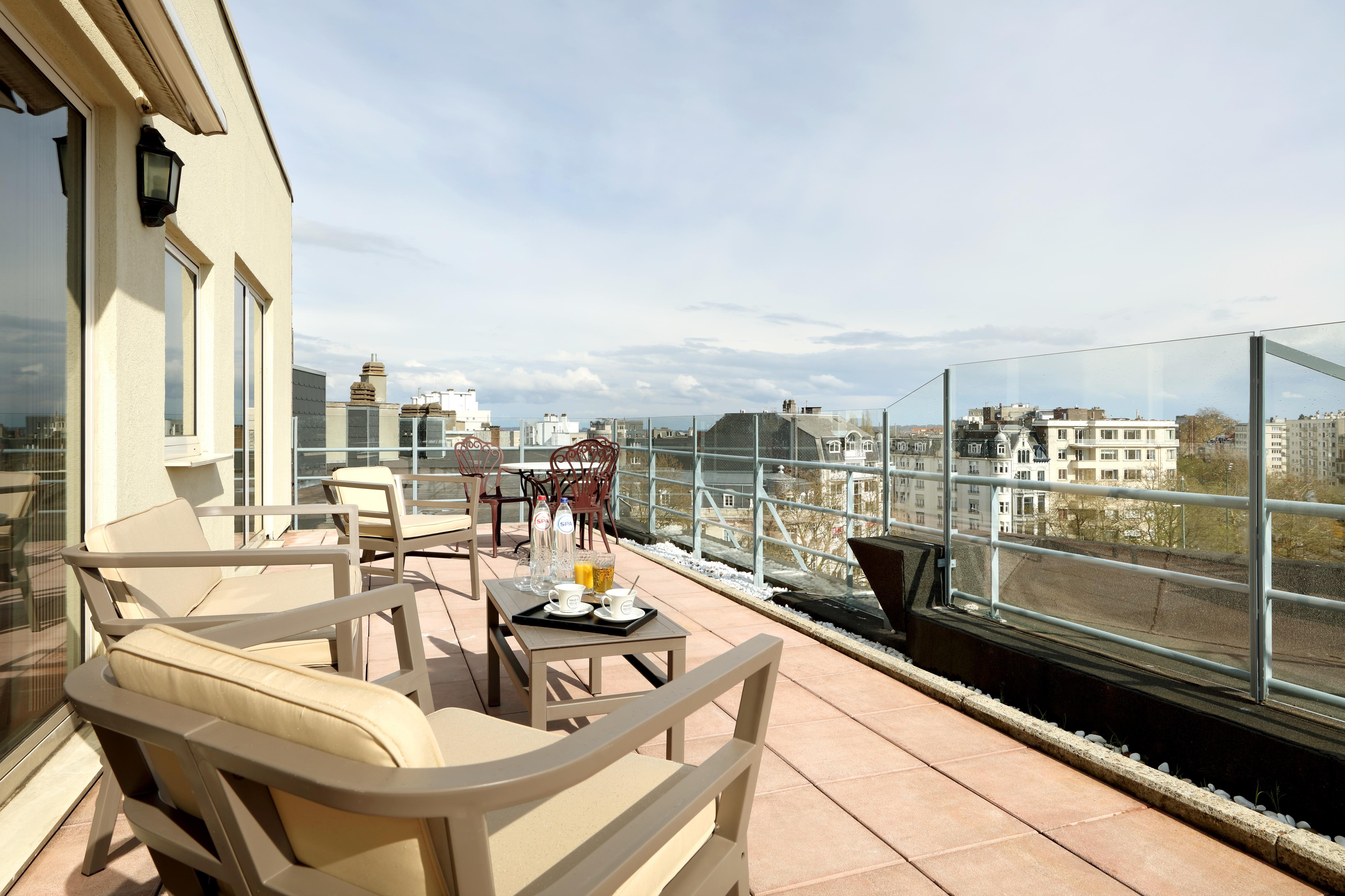 Eurostars Montgomery Bruksela Zewnętrze zdjęcie A balcony