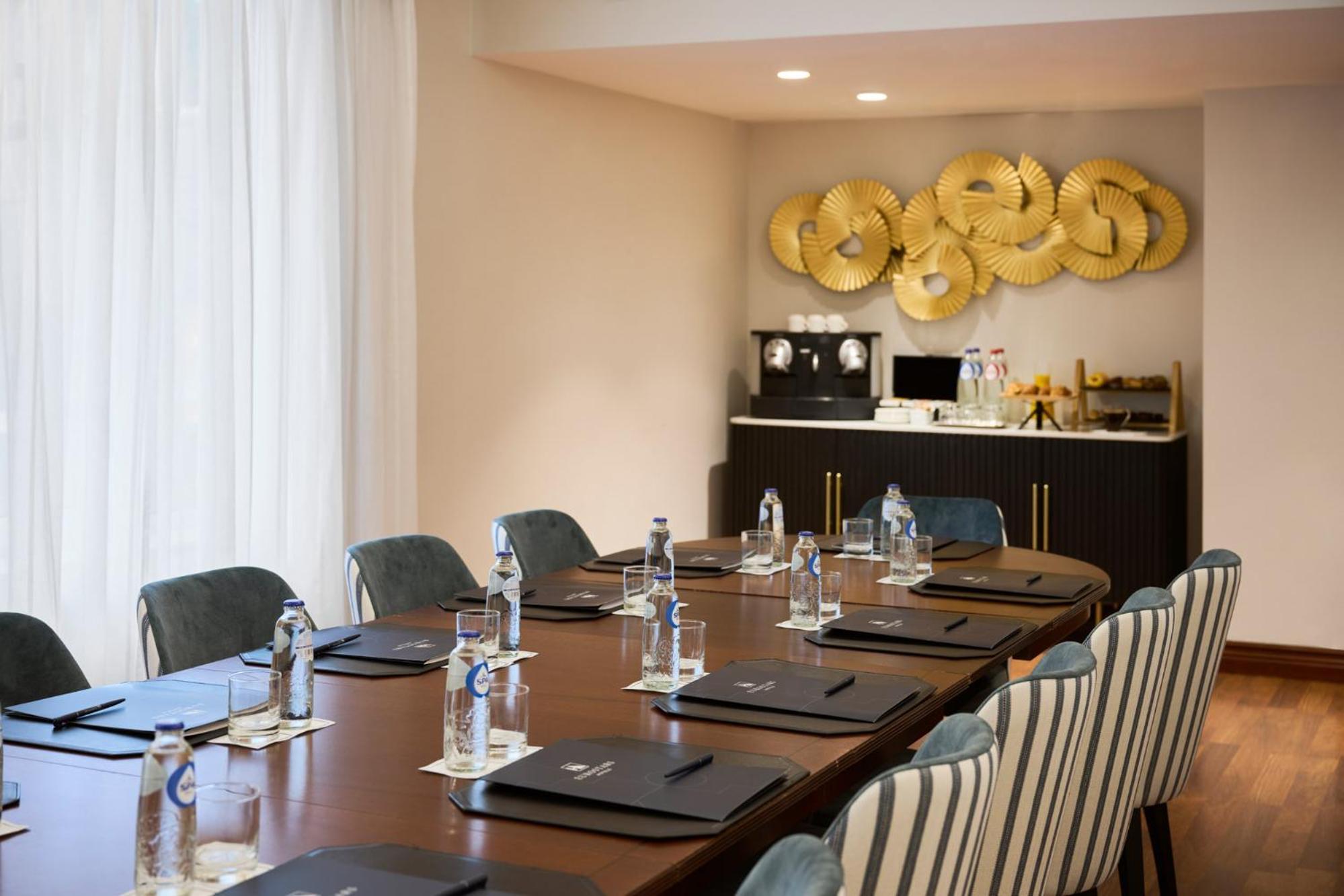 Eurostars Montgomery Bruksela Zewnętrze zdjęcie Meeting room at the hotel